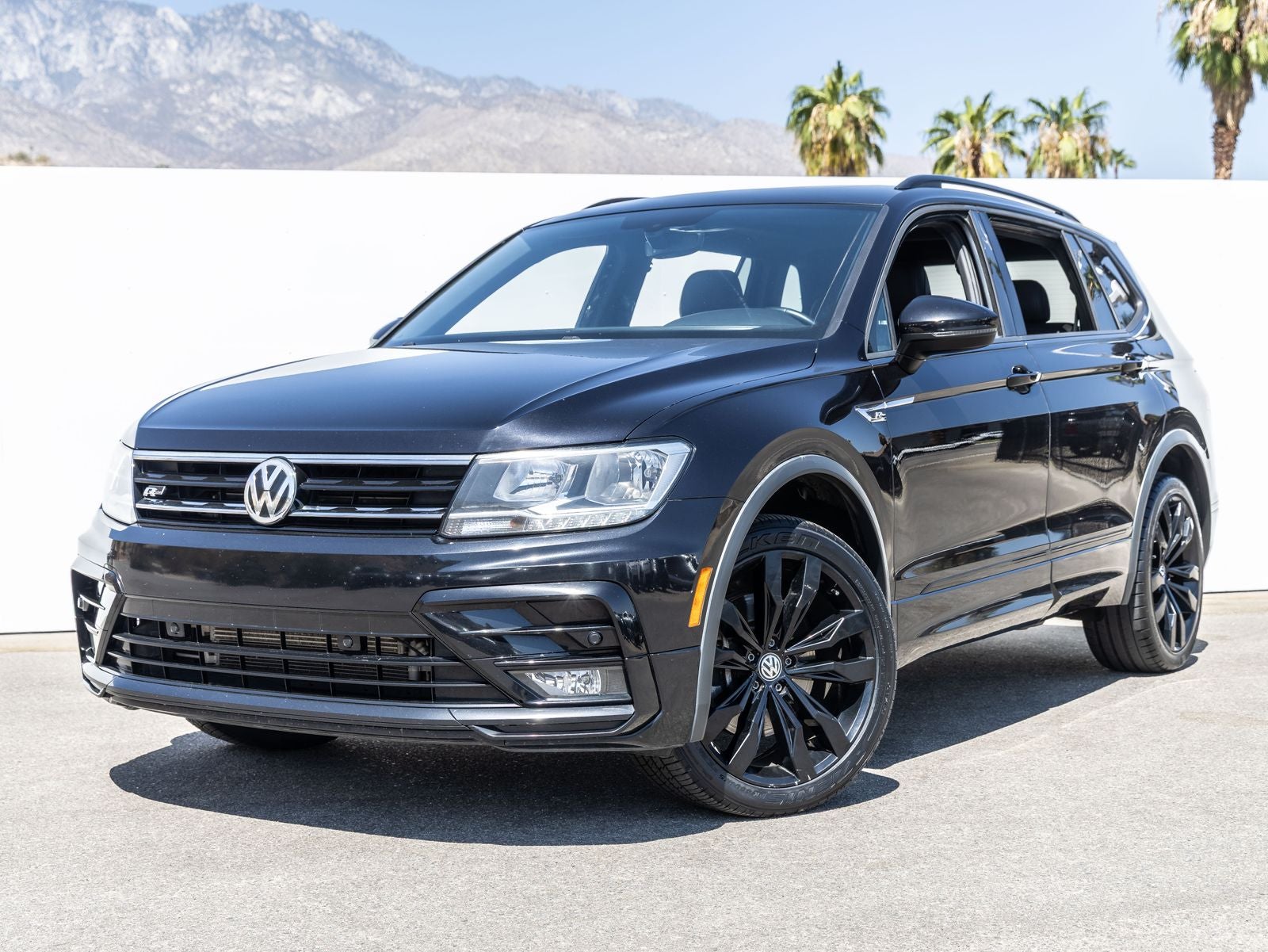 2020 Volkswagen Tiguan 2.0T SE R-Line Black 4Motion
