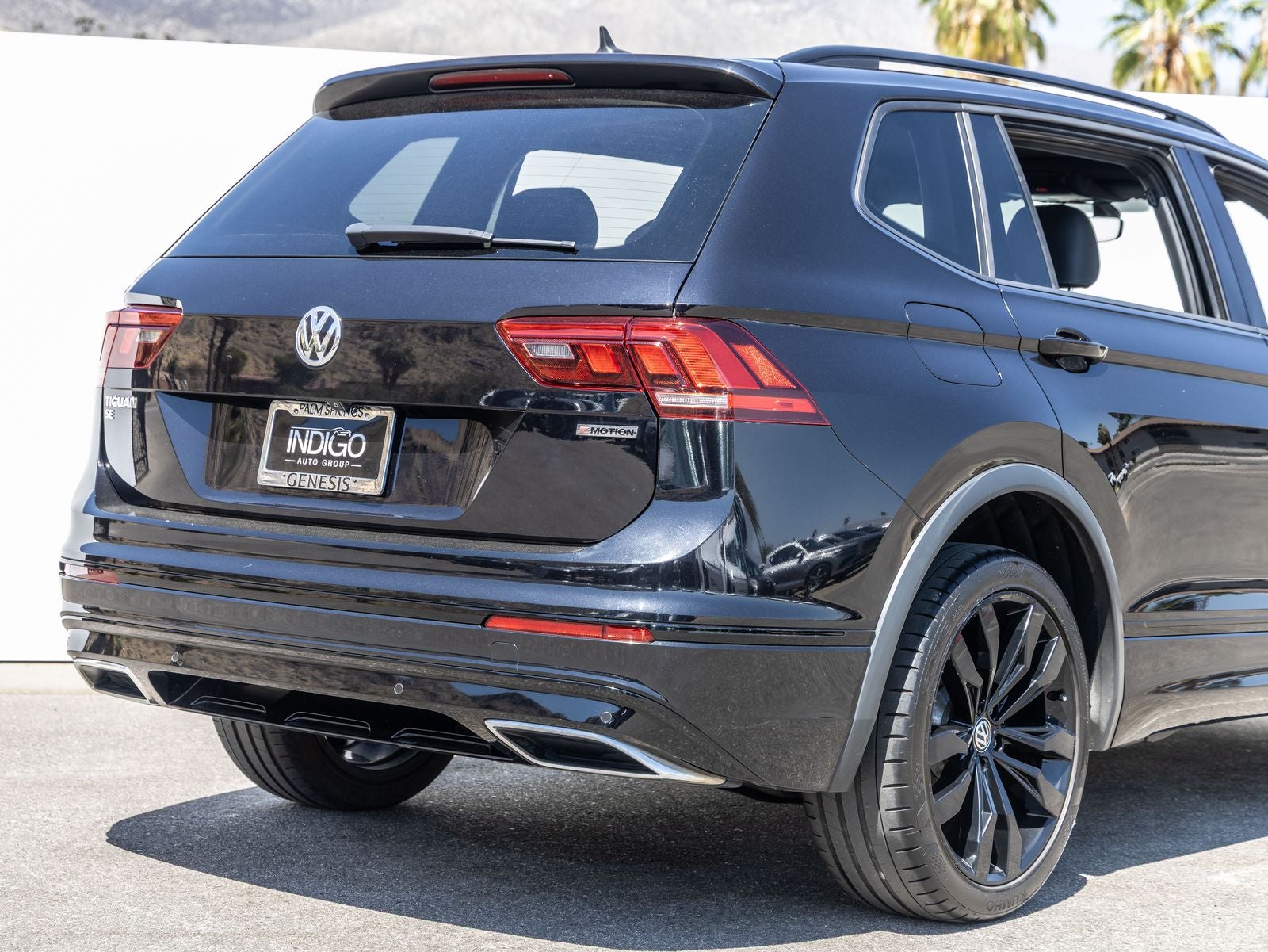 2020 Volkswagen Tiguan 2.0T SE R-Line Black 4Motion