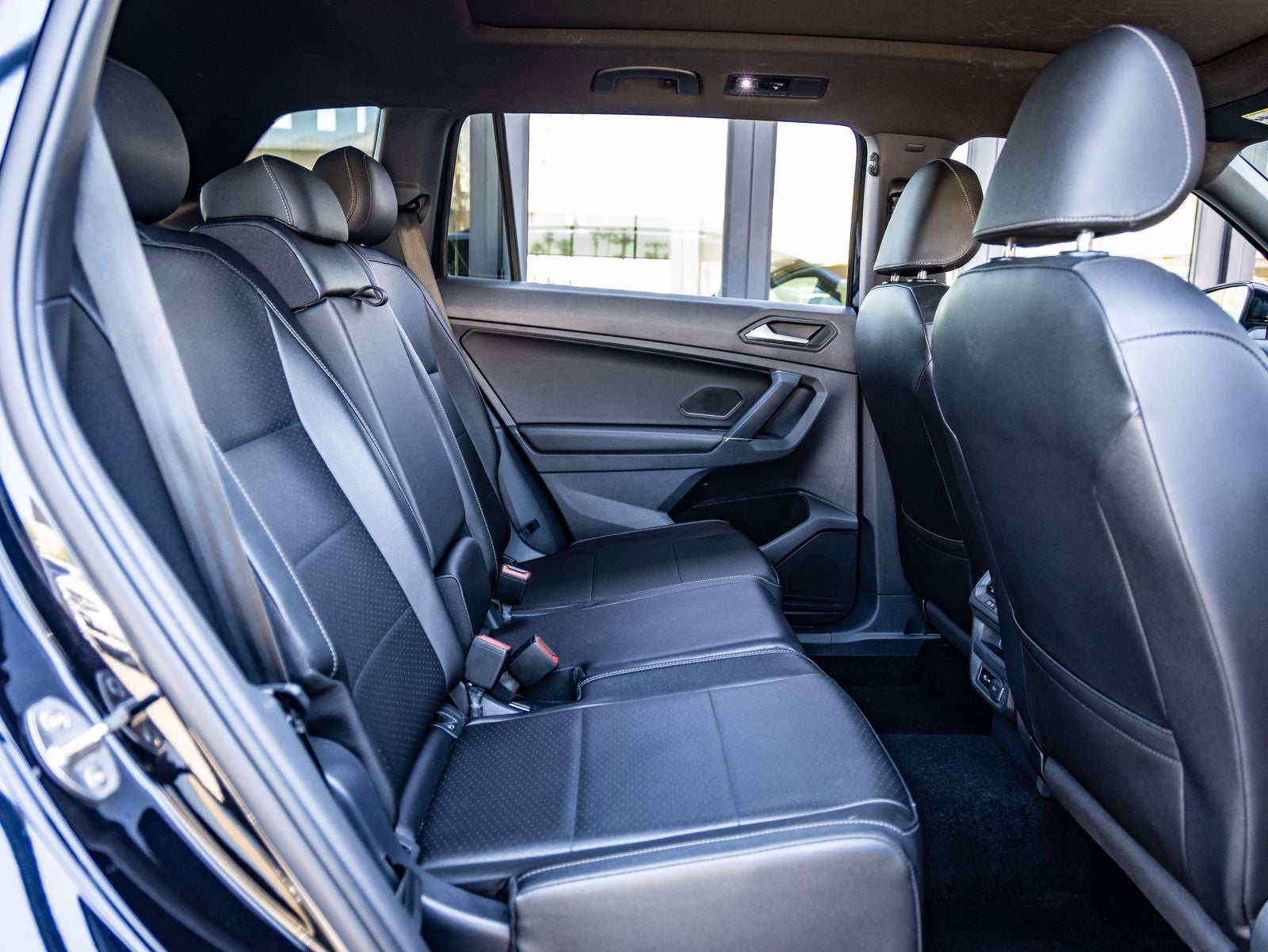 2020 Volkswagen Tiguan 2.0T SE R-Line Black 4Motion