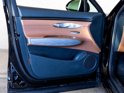 2025 Genesis GV70 2.5T