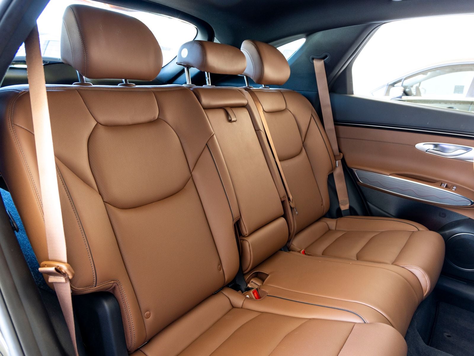 2025 Genesis GV70 2.5T