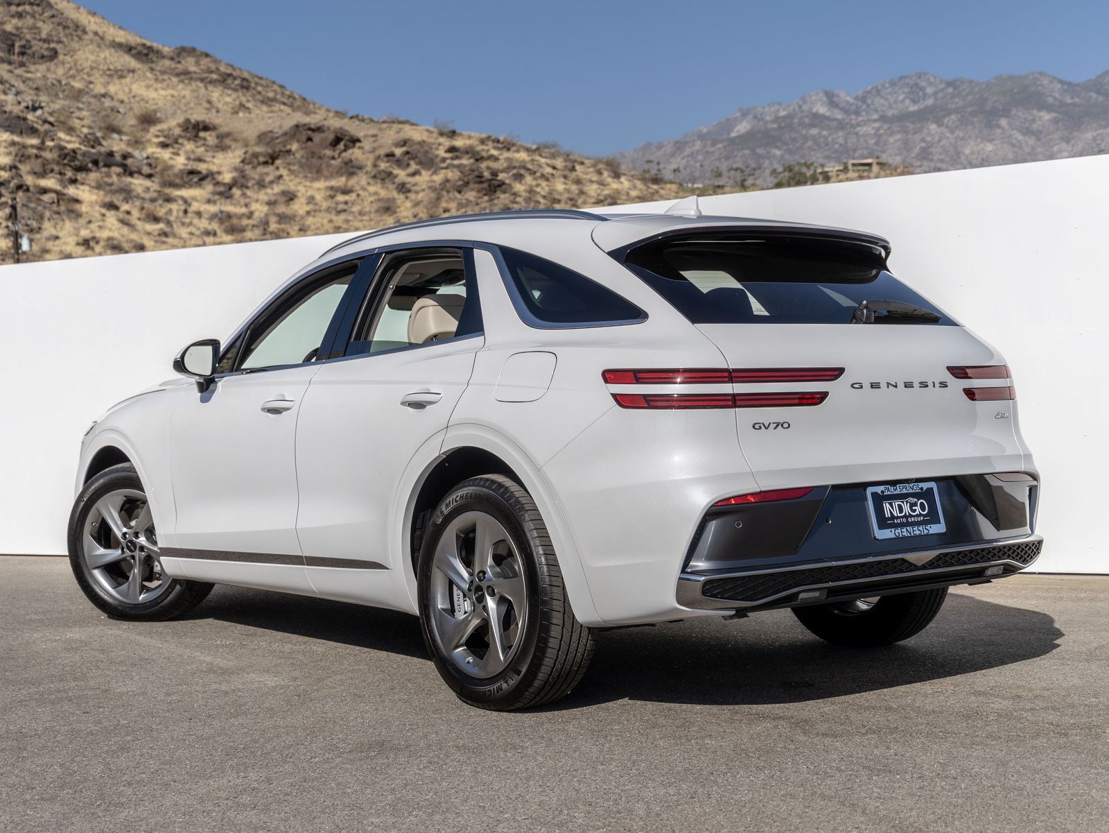 2026 Genesis GV70 2.5T Select