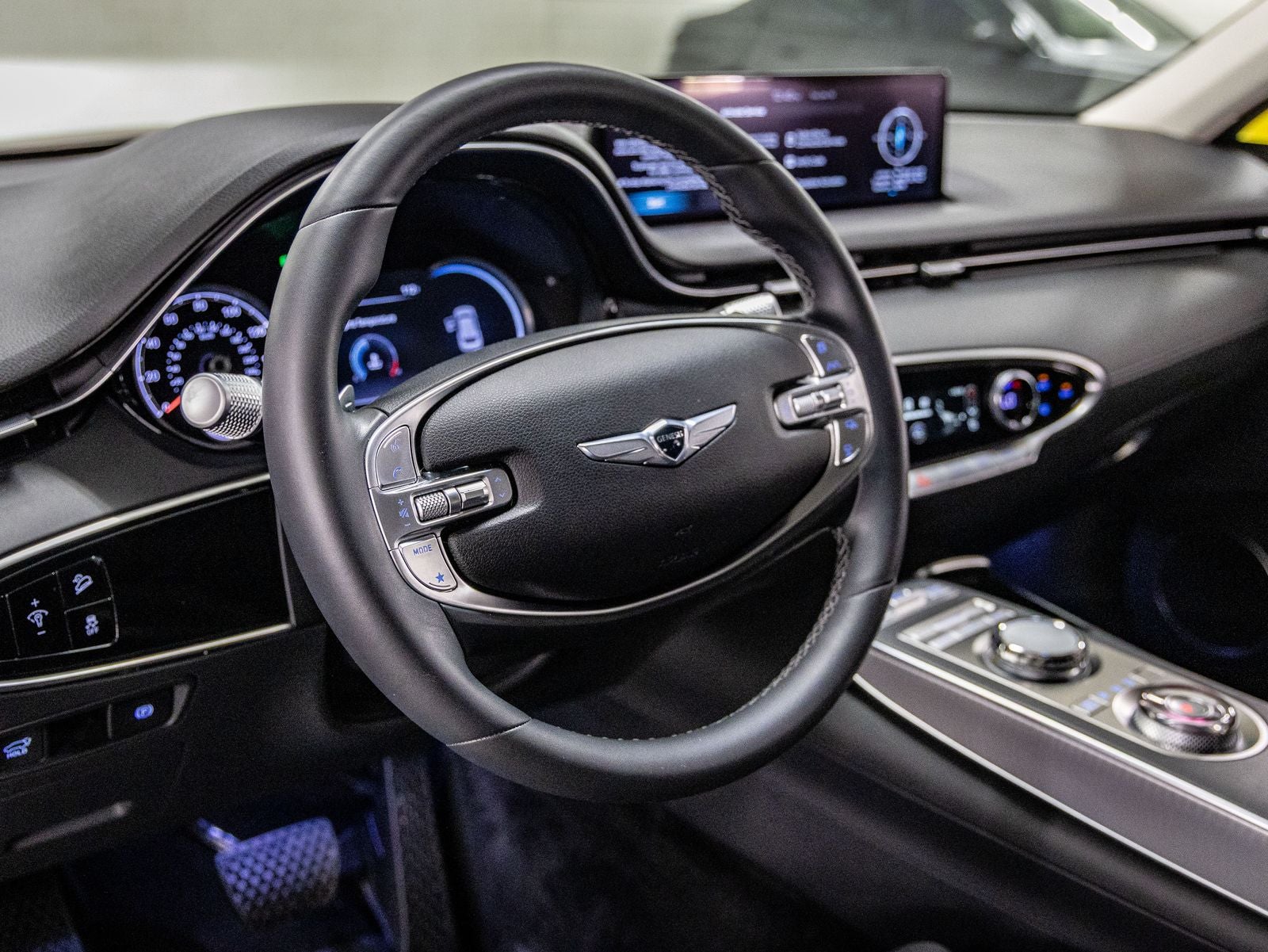 2024 Genesis GV70 2.5T Select