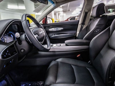 2024 Genesis GV70 2.5T Select