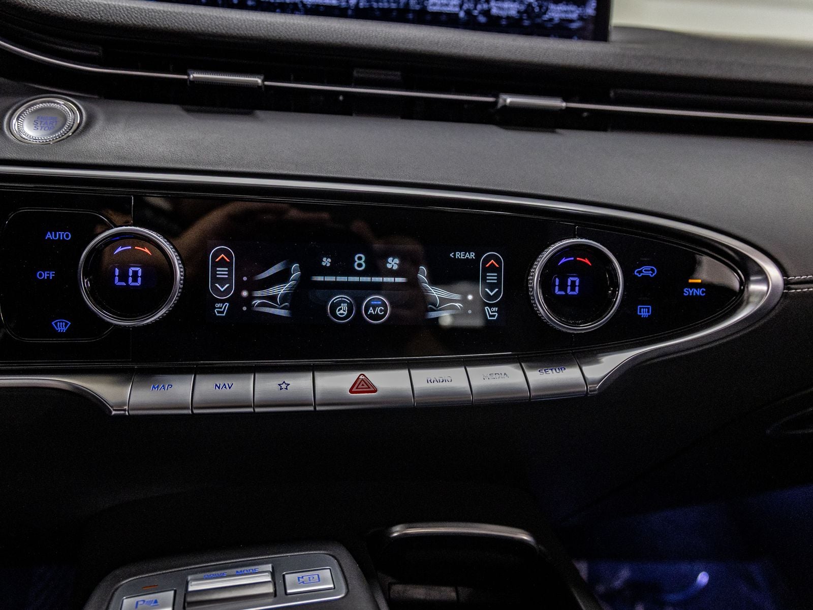 2024 Genesis GV70 2.5T Select