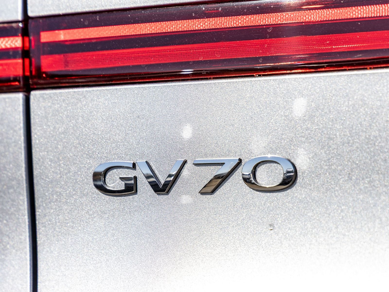 2026 Genesis GV70 2.5T Advanced