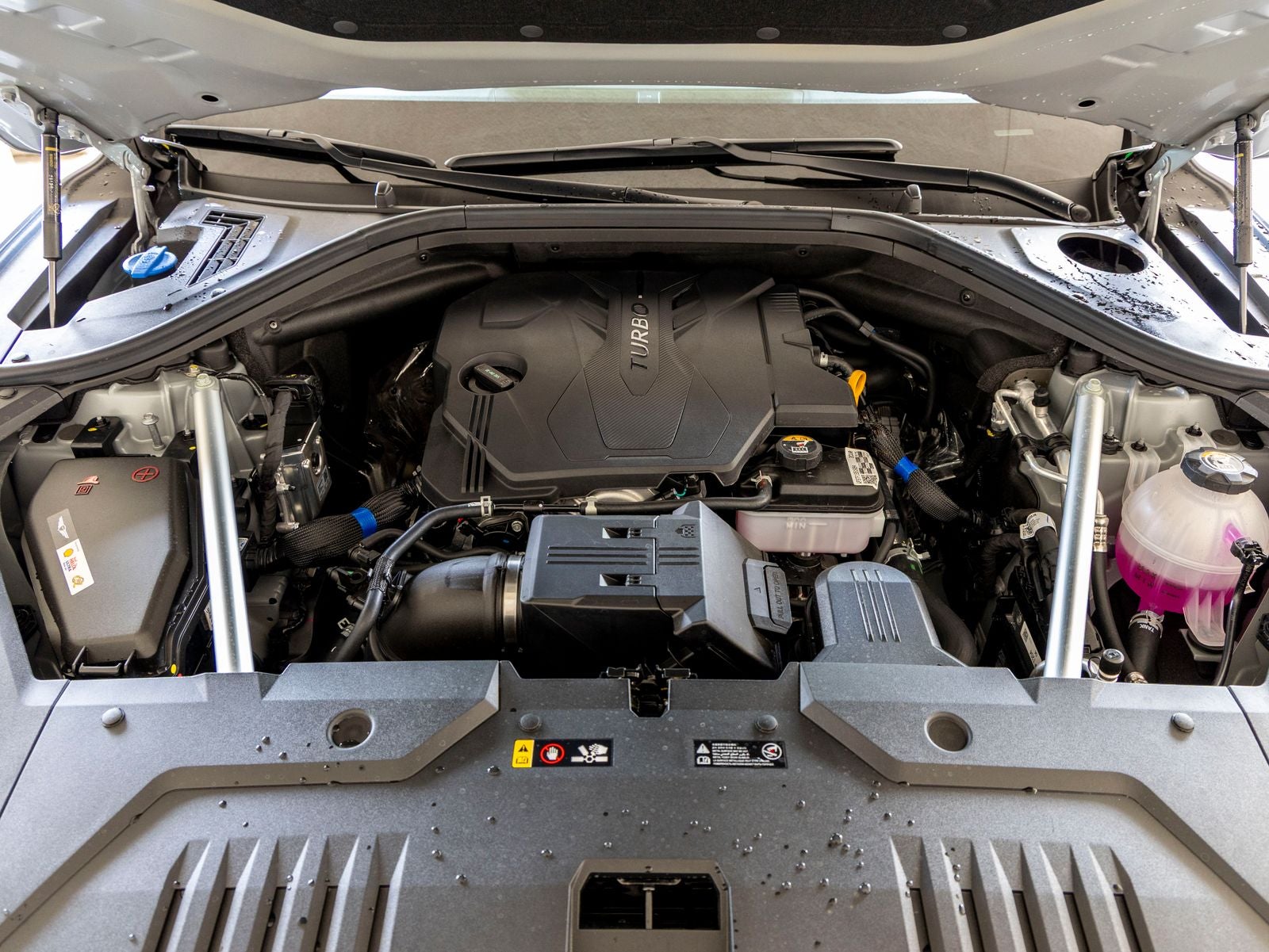 2026 Genesis GV70 2.5T Advanced