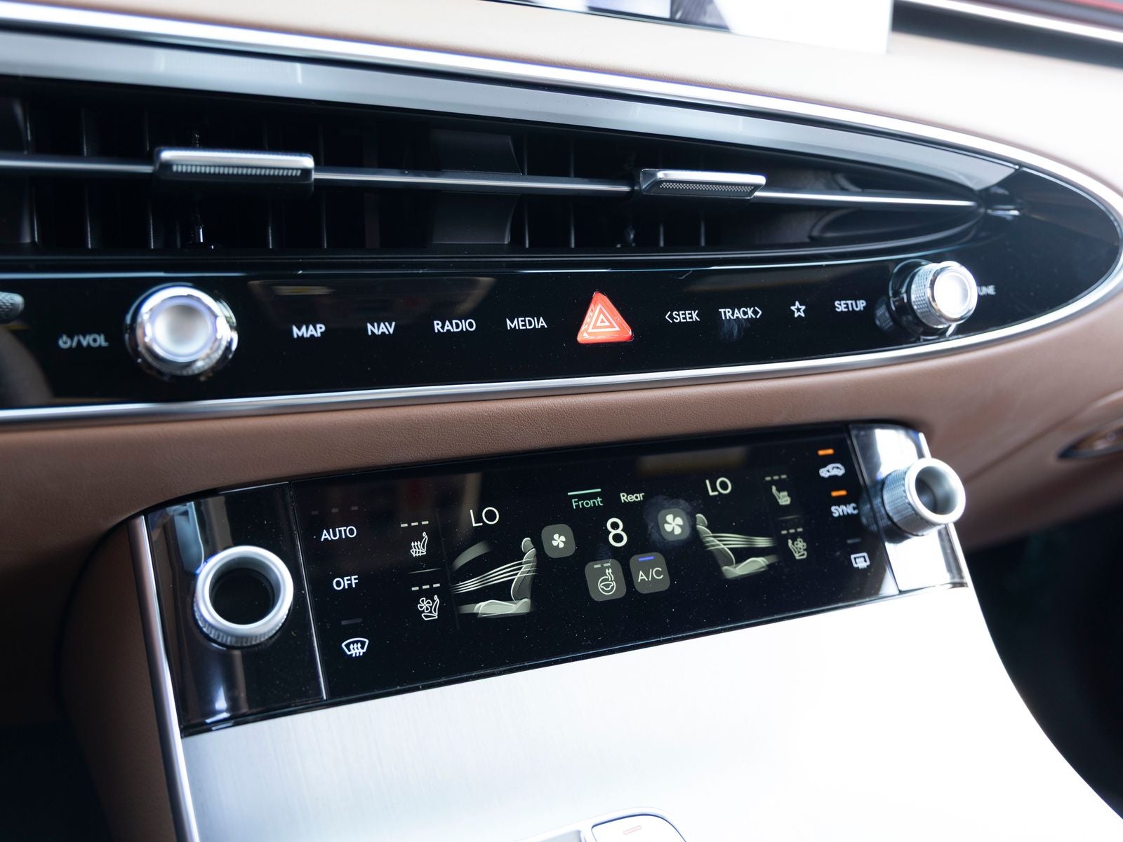 2026 Genesis GV70 2.5T Advanced