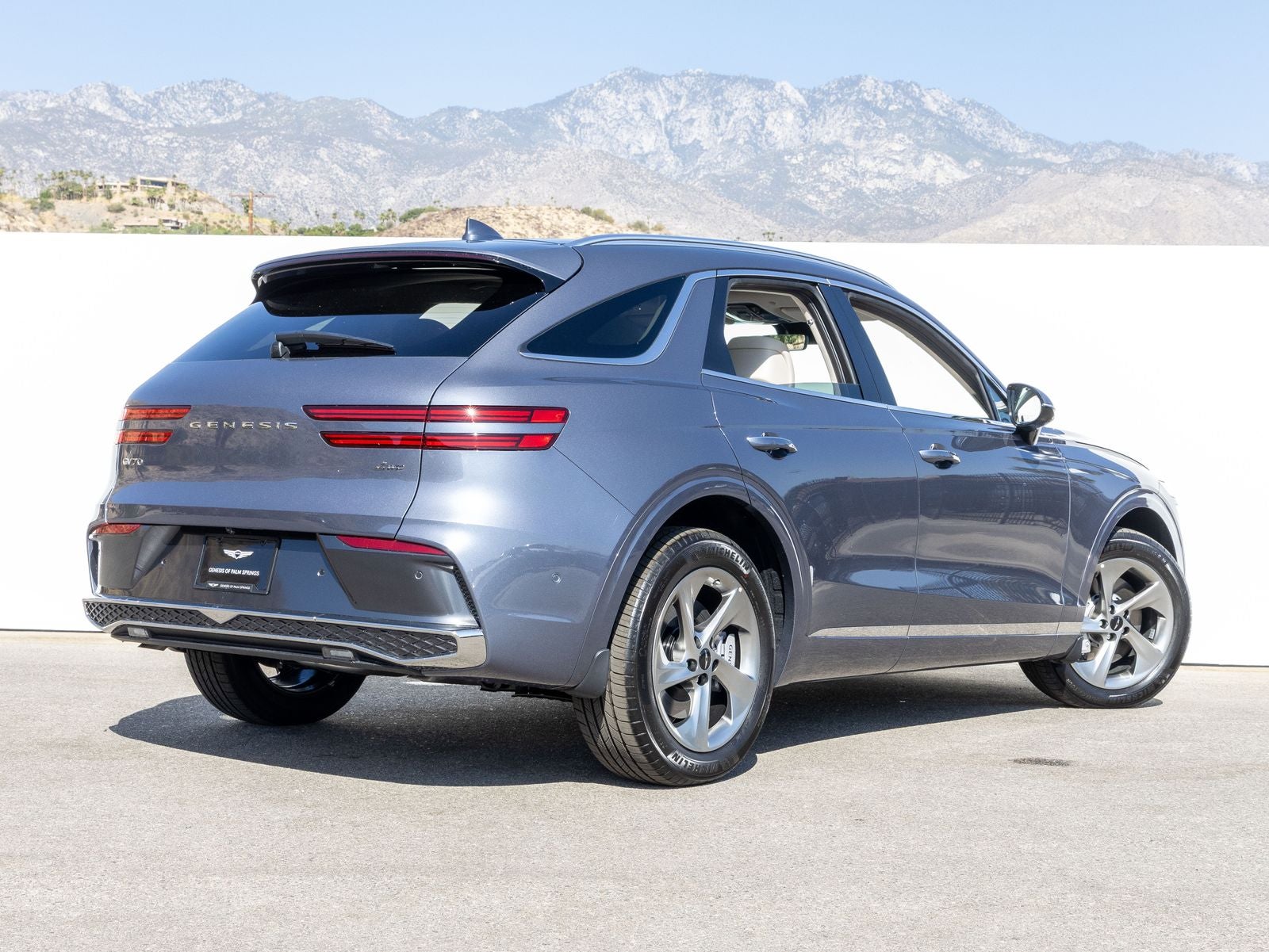 2026 Genesis GV70 2.5T Advanced