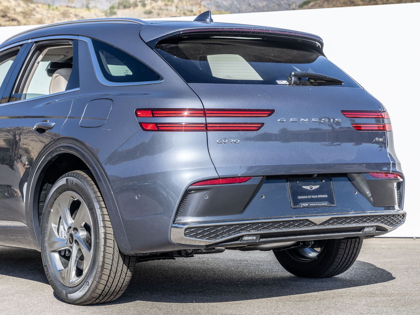 2026 Genesis GV70 2.5T Advanced