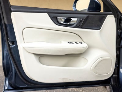 2022 Volvo S60 Recharge Plug-In Hybrid T8 Inscription