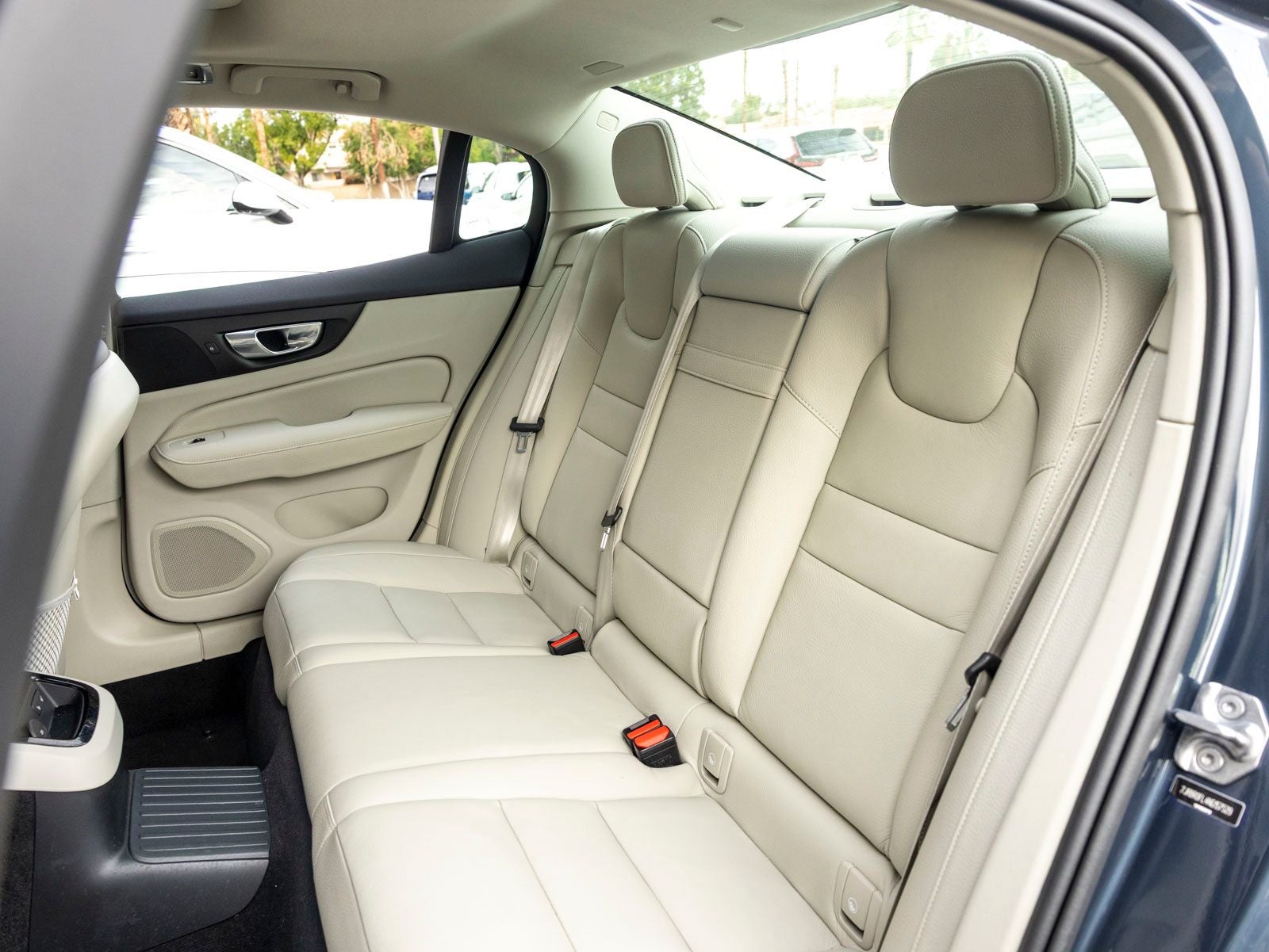 2022 Volvo S60 Recharge Plug-In Hybrid T8 Inscription