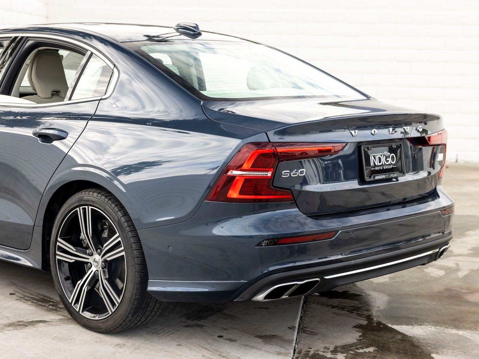 2022 Volvo S60 Recharge Plug-In Hybrid T8 Inscription