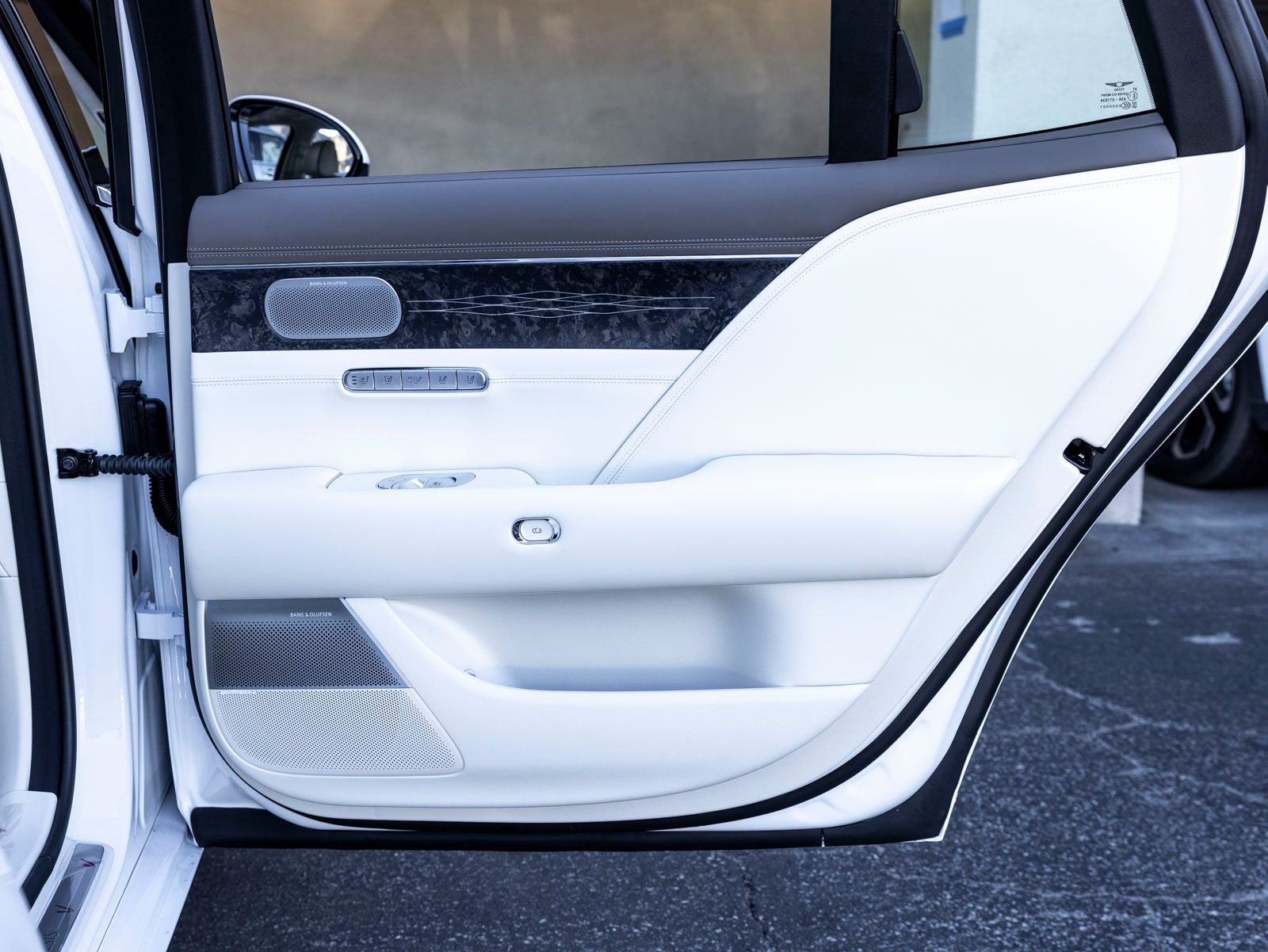 2026 Genesis G90 3.5T e-SC