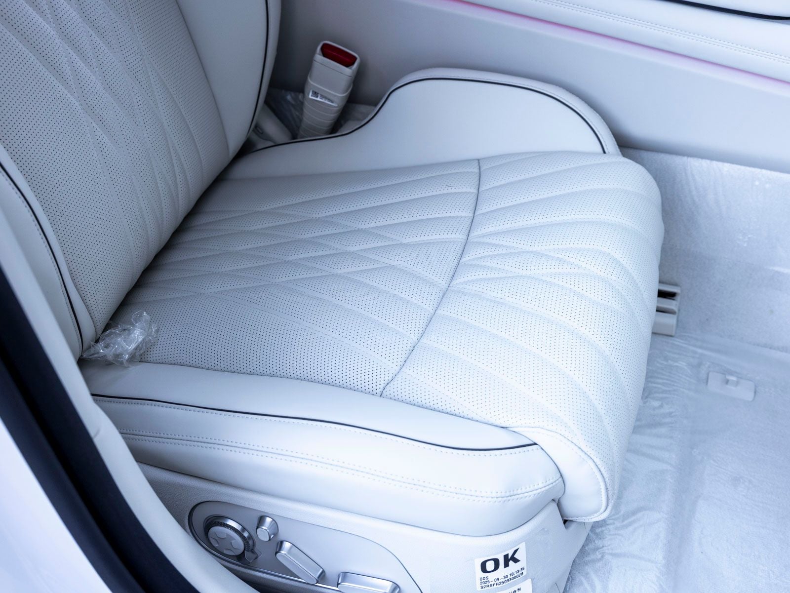 2026 Genesis G90 3.5T e-SC