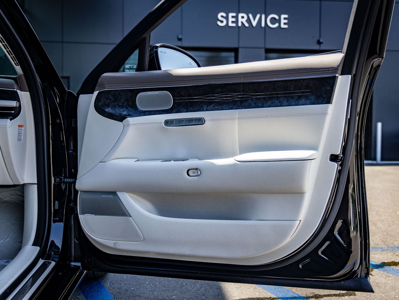 2026 Genesis G90 3.5T e-SC