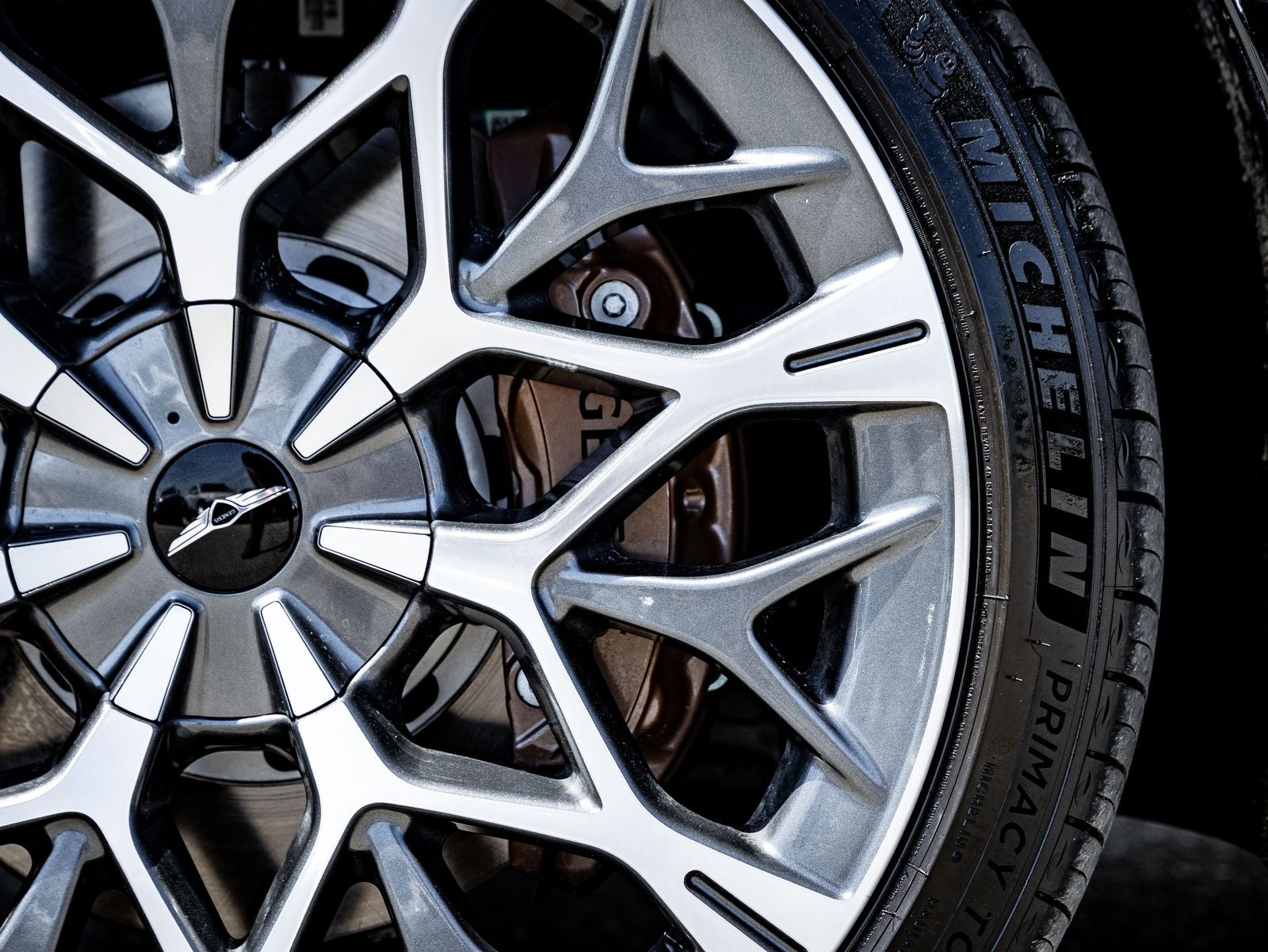 2026 Genesis G90 3.5T e-SC