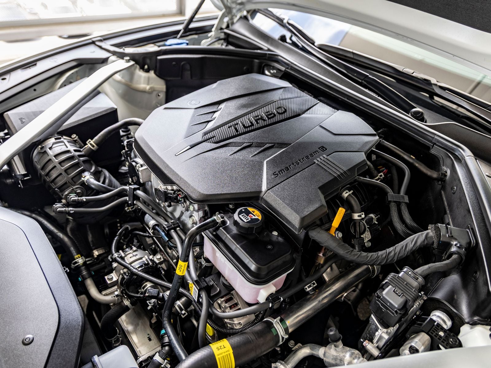 2026 Genesis G70 2.5T Prestige