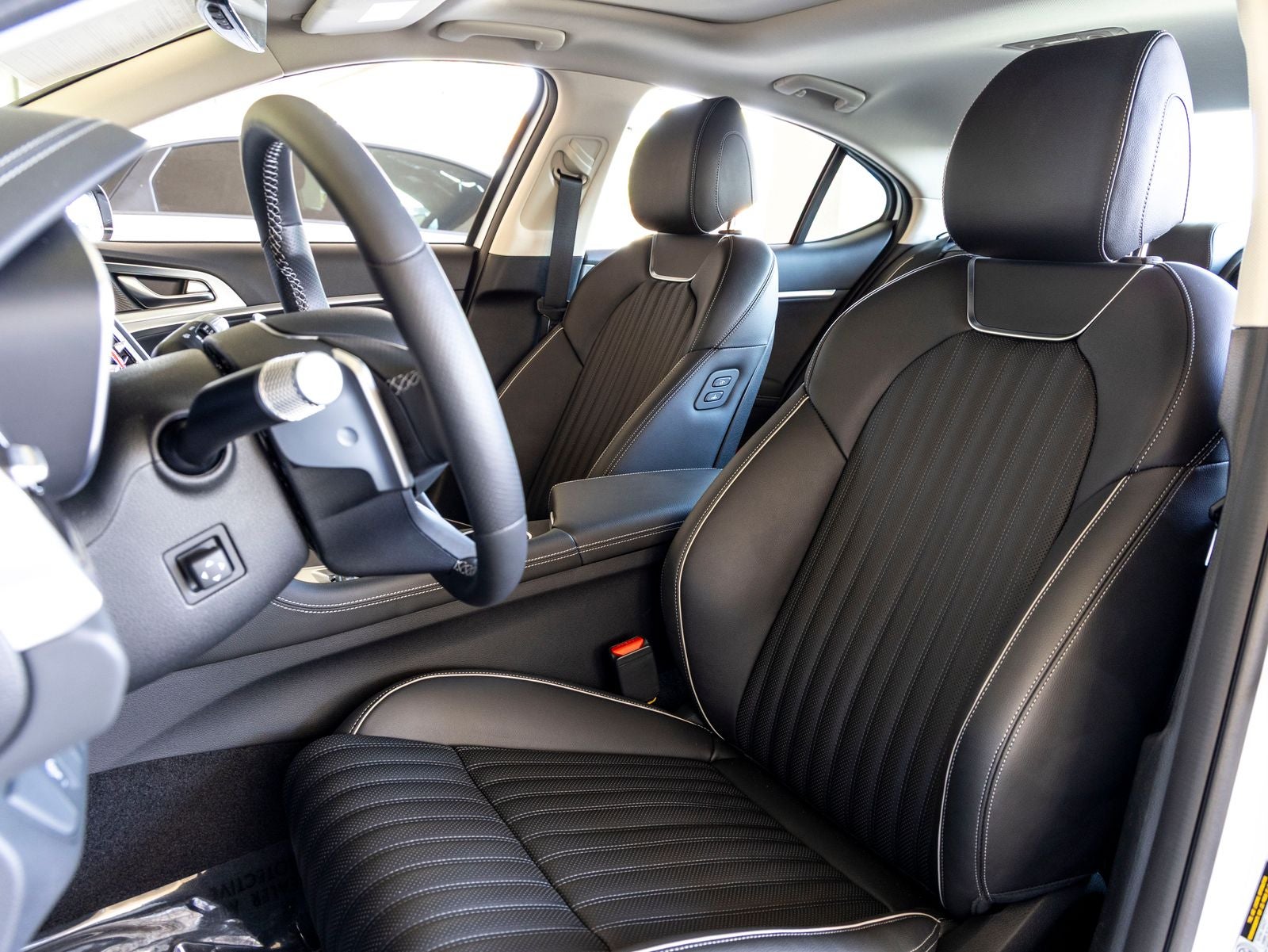 2026 Genesis G70 2.5T Prestige