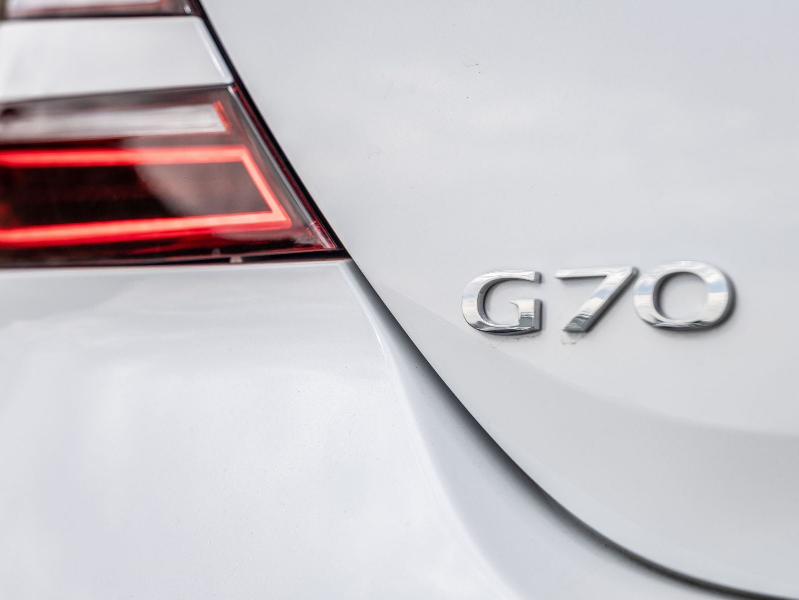 2026 Genesis G70 2.5T Prestige