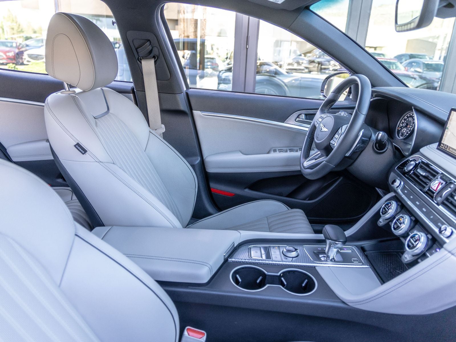 2023 Genesis G70 2.0T