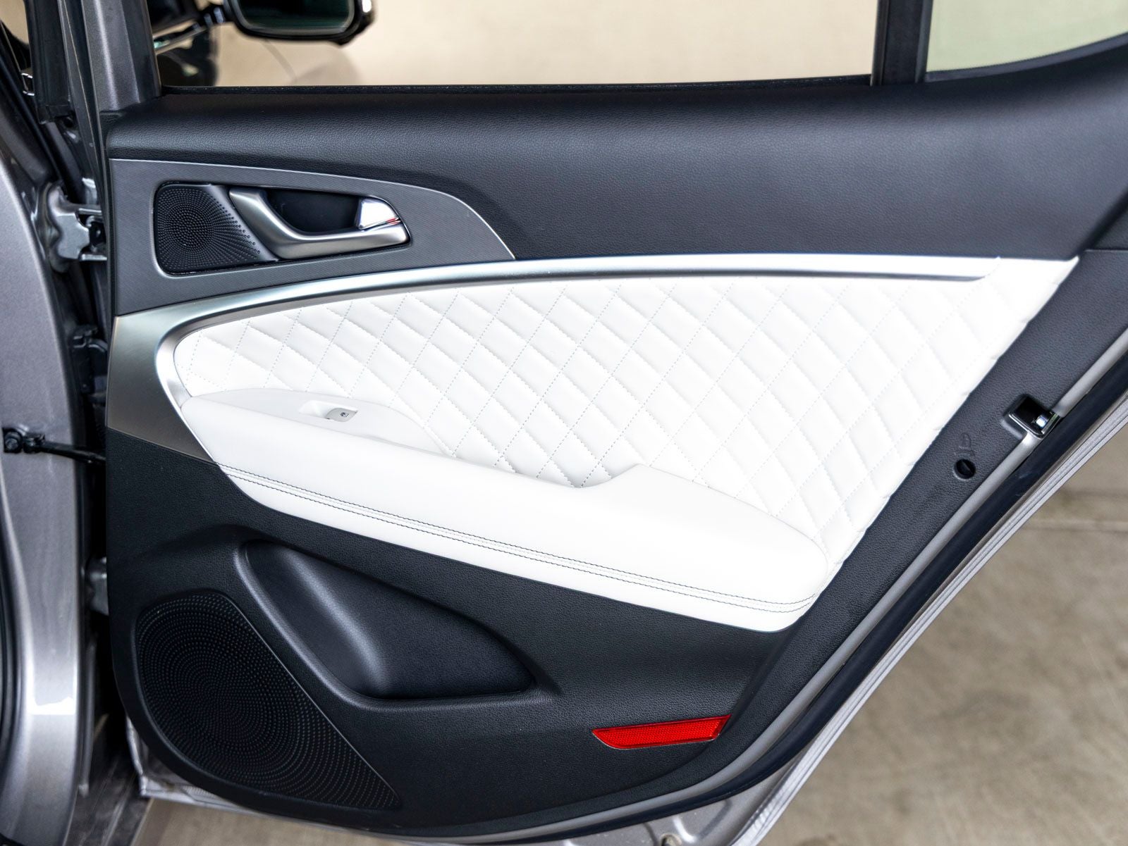 2025 Genesis G70 3.3T Sport Advanced