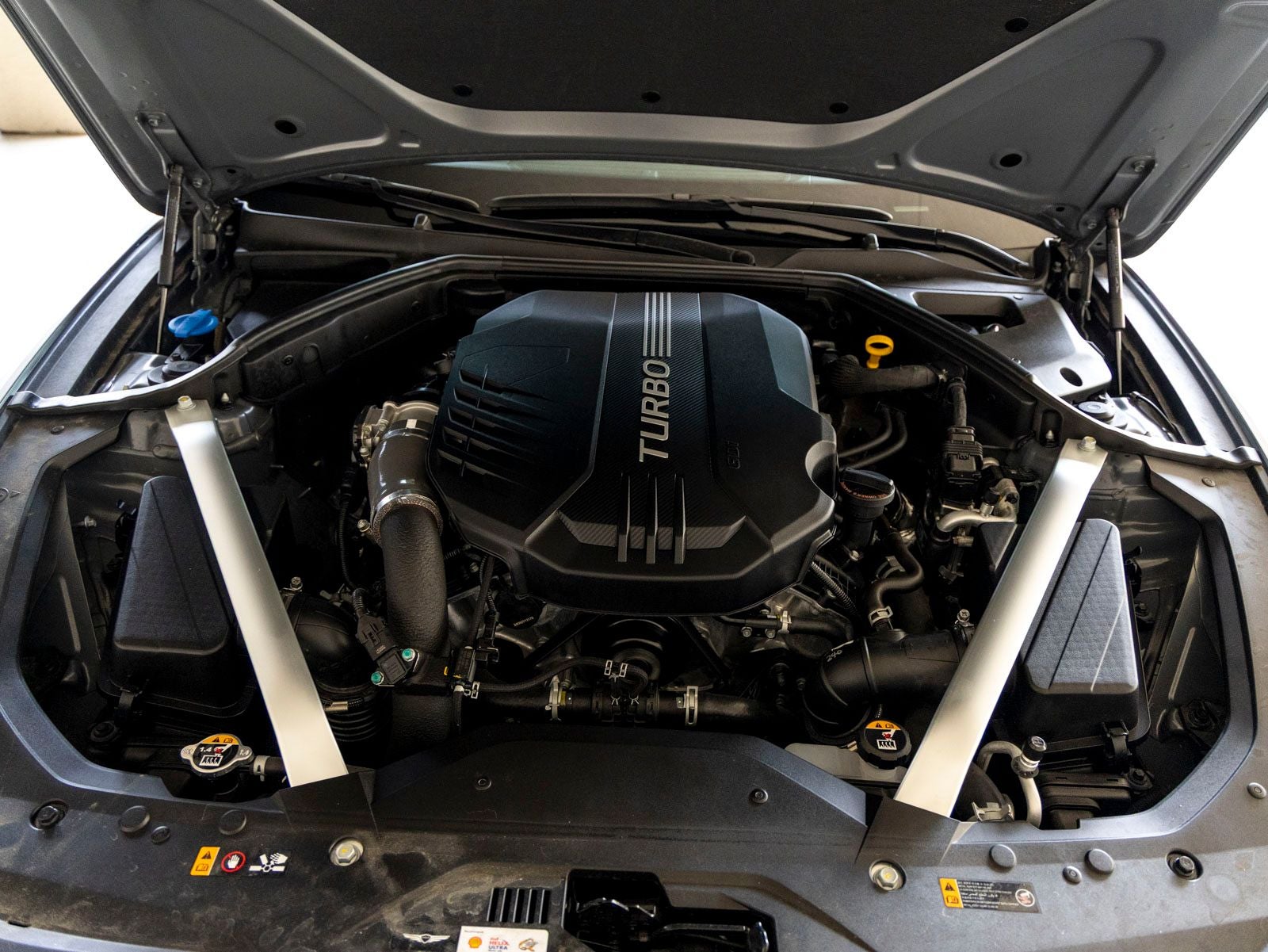 2025 Genesis G70 3.3T Sport Advanced