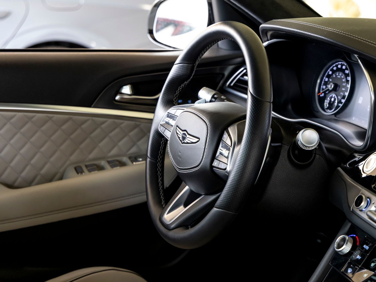 2025 Genesis G70 3.3T Sport Advanced