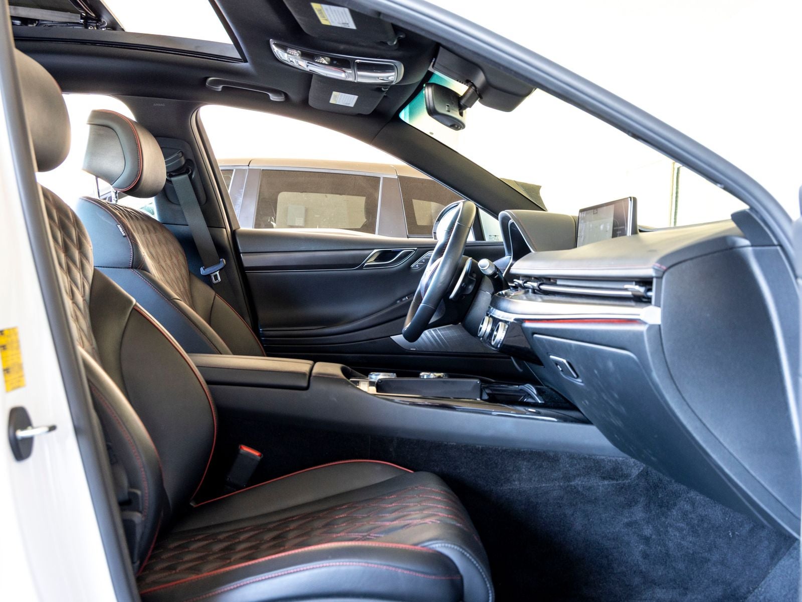 2023 Genesis G80 2.5T