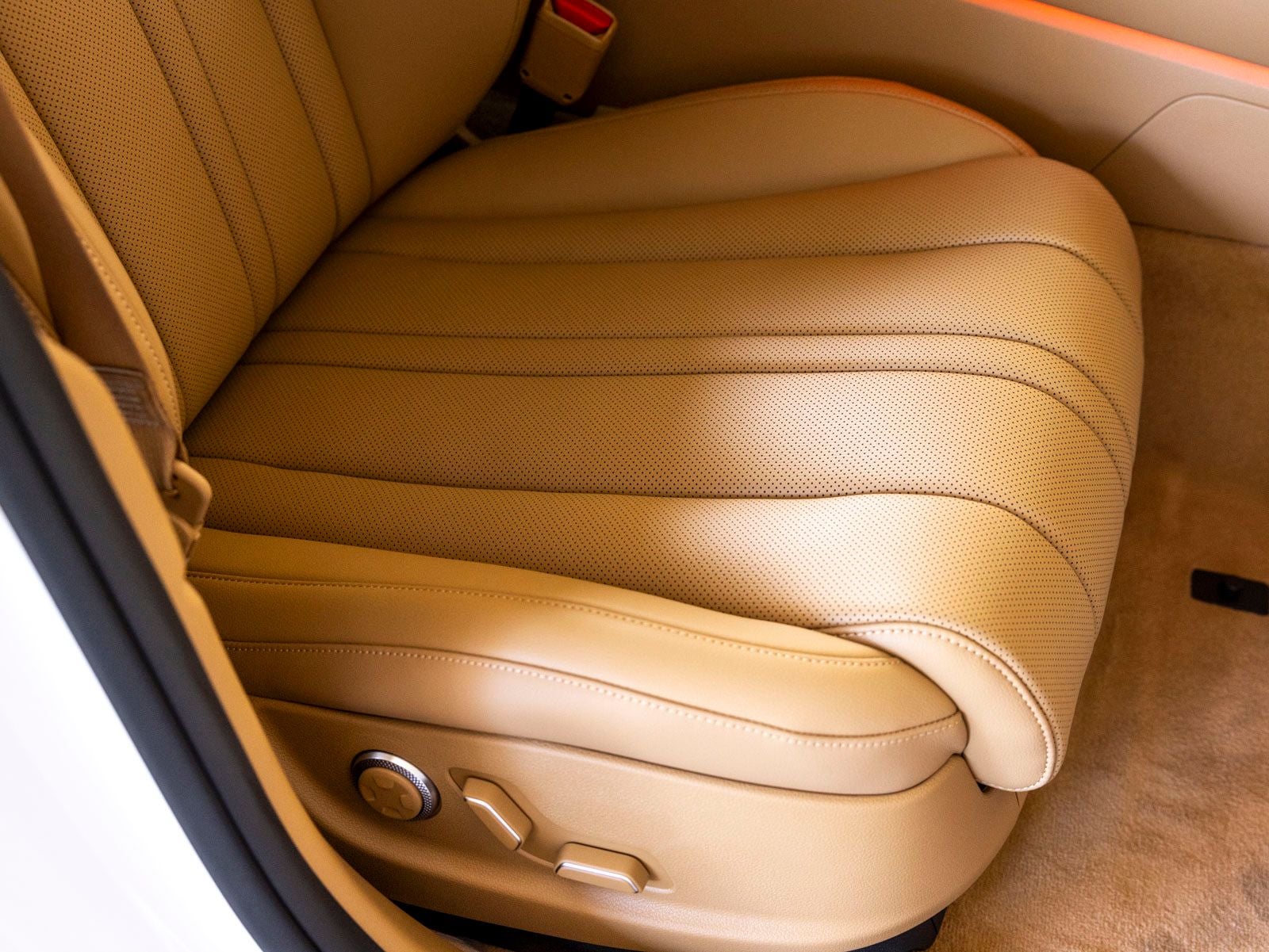 2026 Genesis G80 2.5T