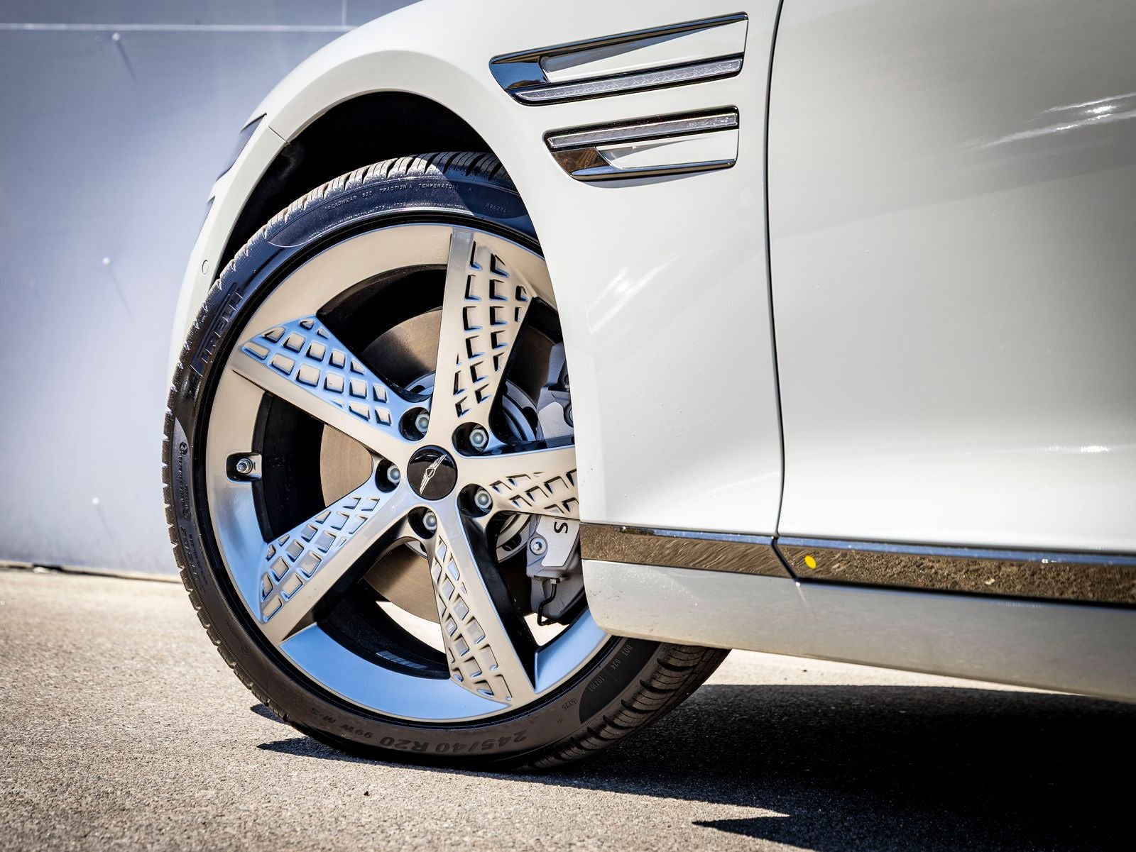 2027 Genesis G80 2.5T Sport Prestige