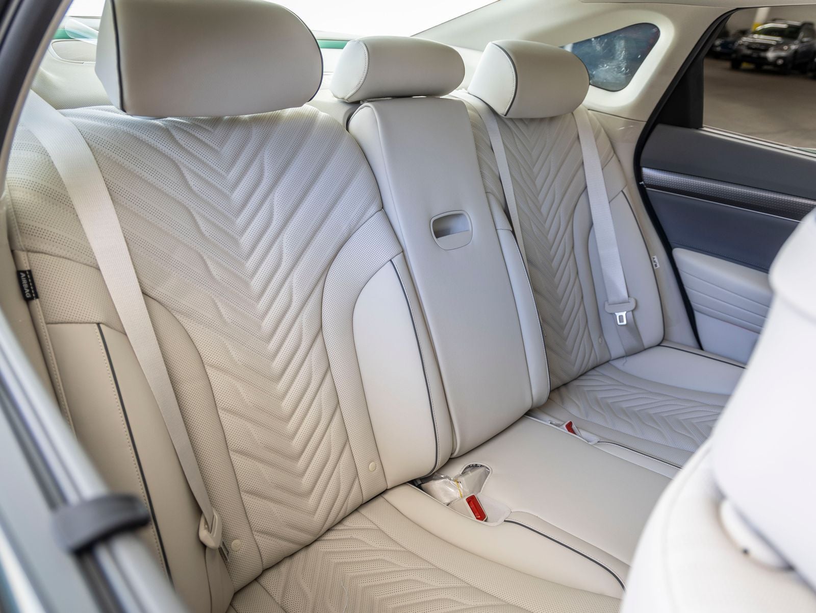 2027 Genesis G80 2.5T Sport Prestige