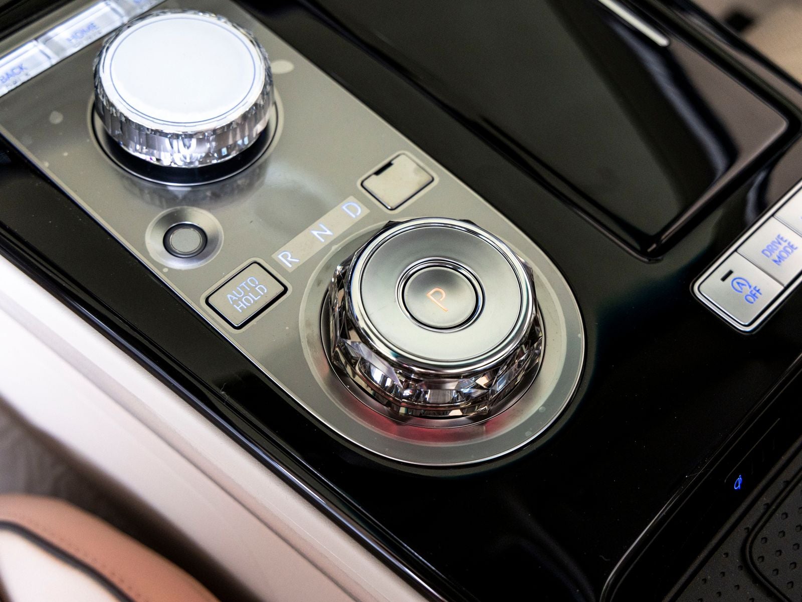 2026 Genesis G80 2.5T