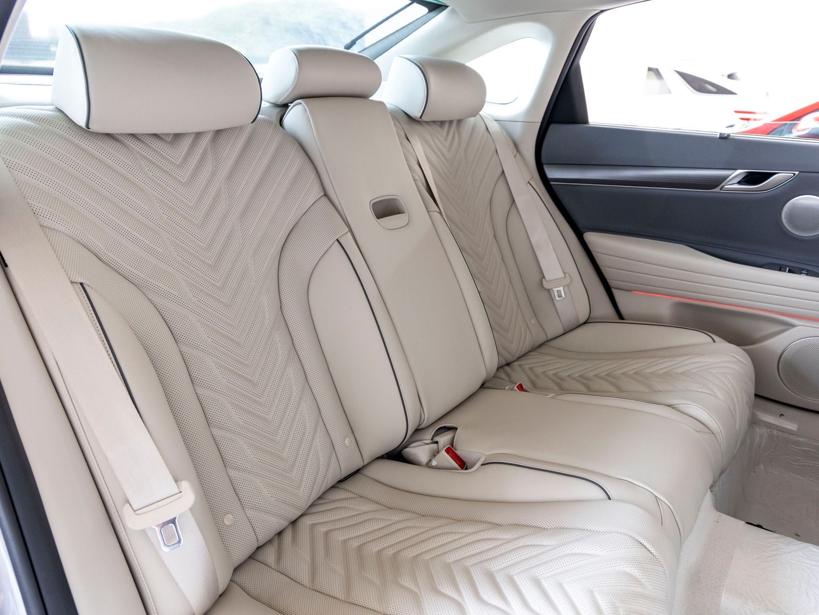 2026 Genesis G80 2.5T