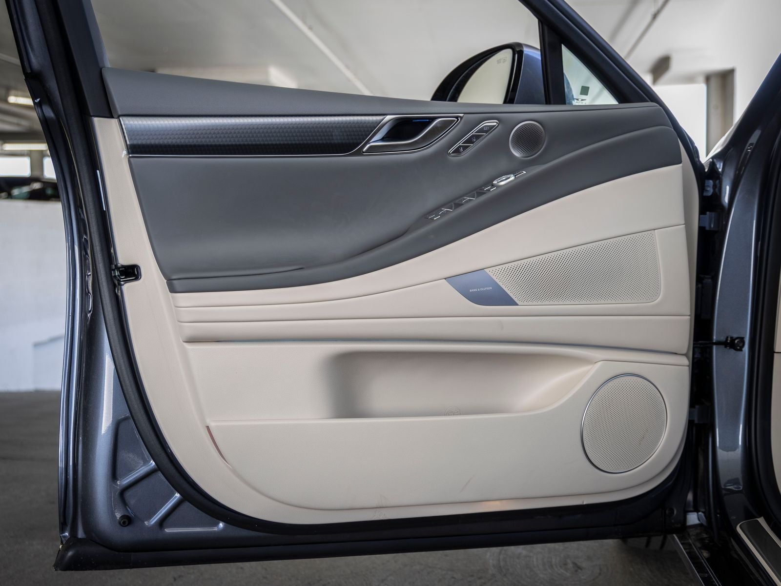 2027 Genesis G80 2.5T Sport Prestige