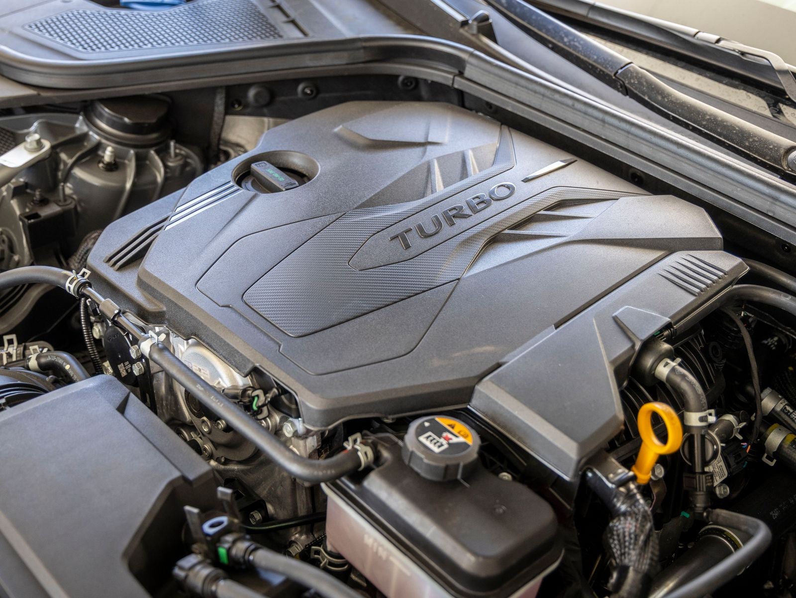 2027 Genesis G80 2.5T Sport Prestige