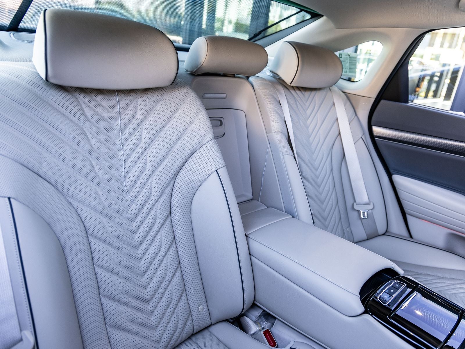 2026 Genesis G80 2.5T