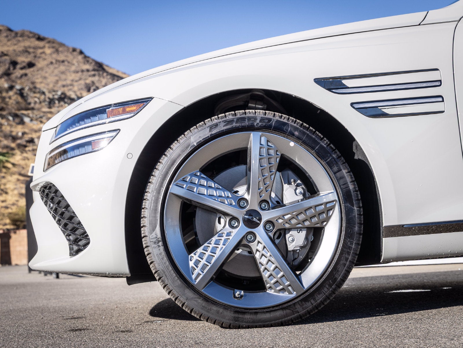 2027 Genesis G80 2.5T Sport Prestige