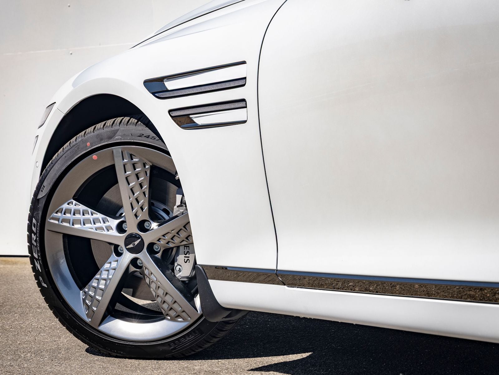 2027 Genesis G80 2.5T Sport Prestige