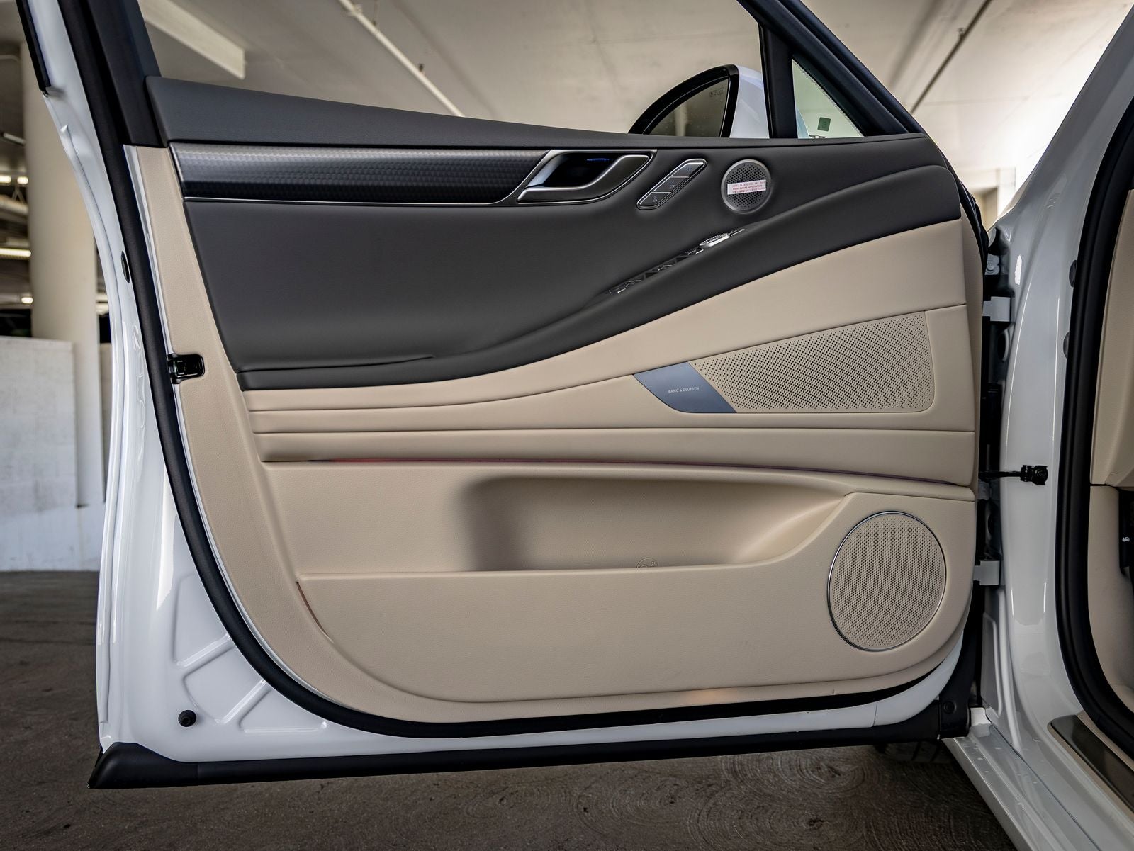 2027 Genesis G80 2.5T Sport Prestige