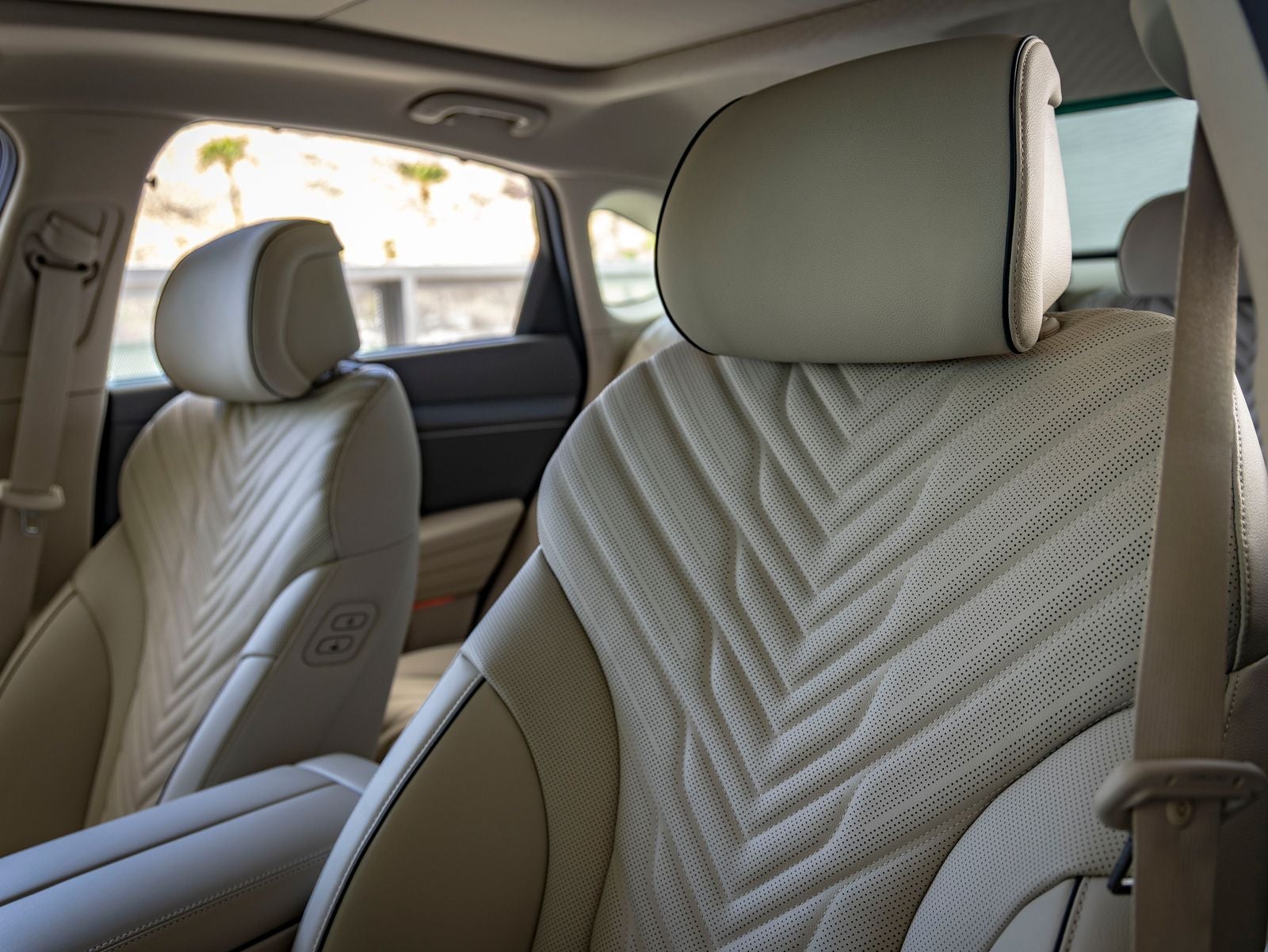 2027 Genesis G80 2.5T Sport Prestige
