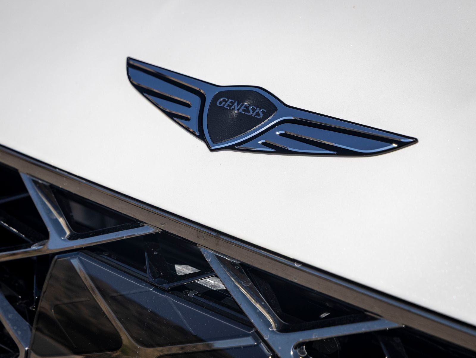 2027 Genesis G80 2.5T Sport Prestige