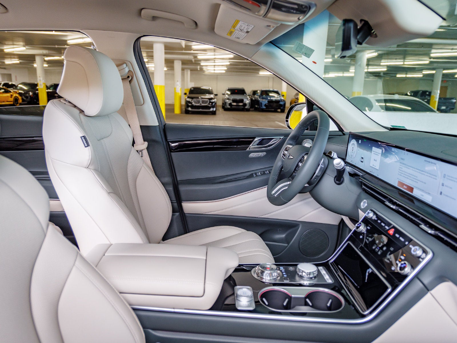 2027 Genesis GV80 2.5T