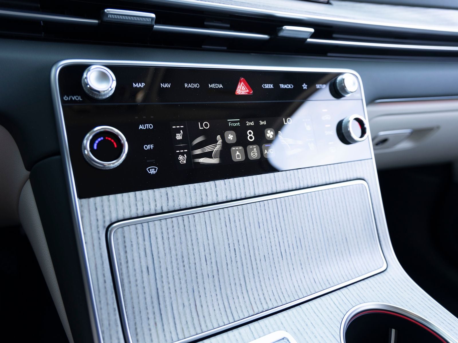 2027 Genesis GV80 2.5T Prestige