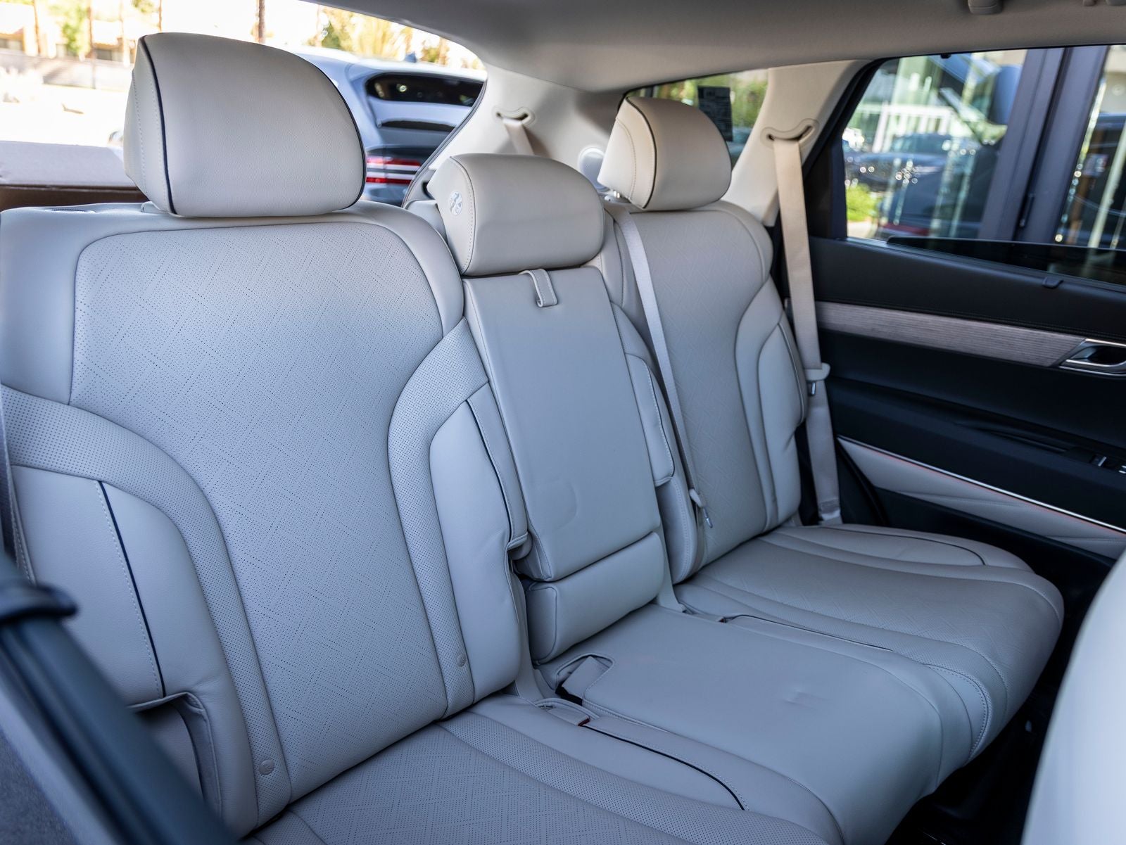 2027 Genesis GV80 2.5T Prestige