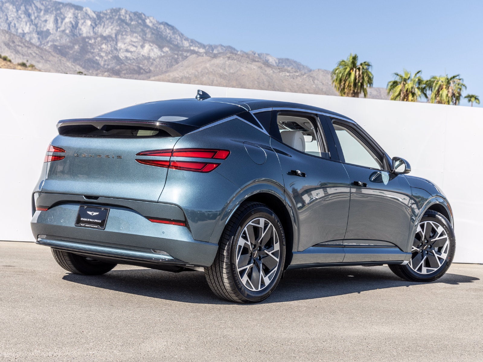 2027 Genesis GV60 19"