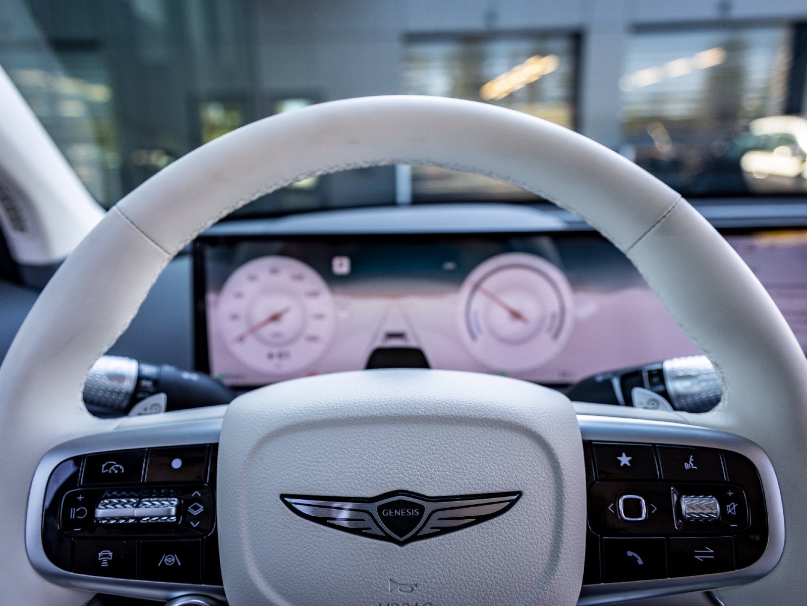 2027 Genesis GV60 19"