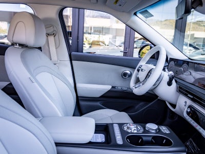 2027 Genesis GV60 19"