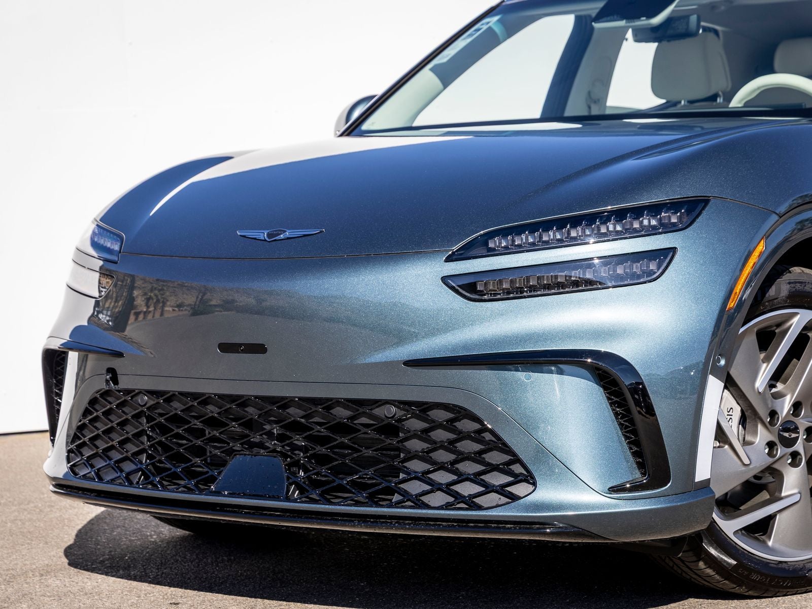 2027 Genesis GV60 Prestige 20"