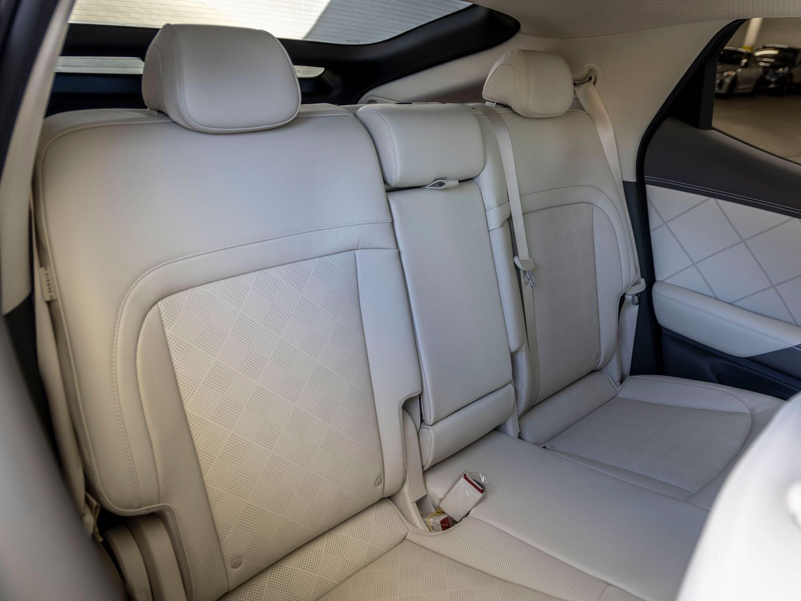 2027 Genesis GV60 Prestige 20"